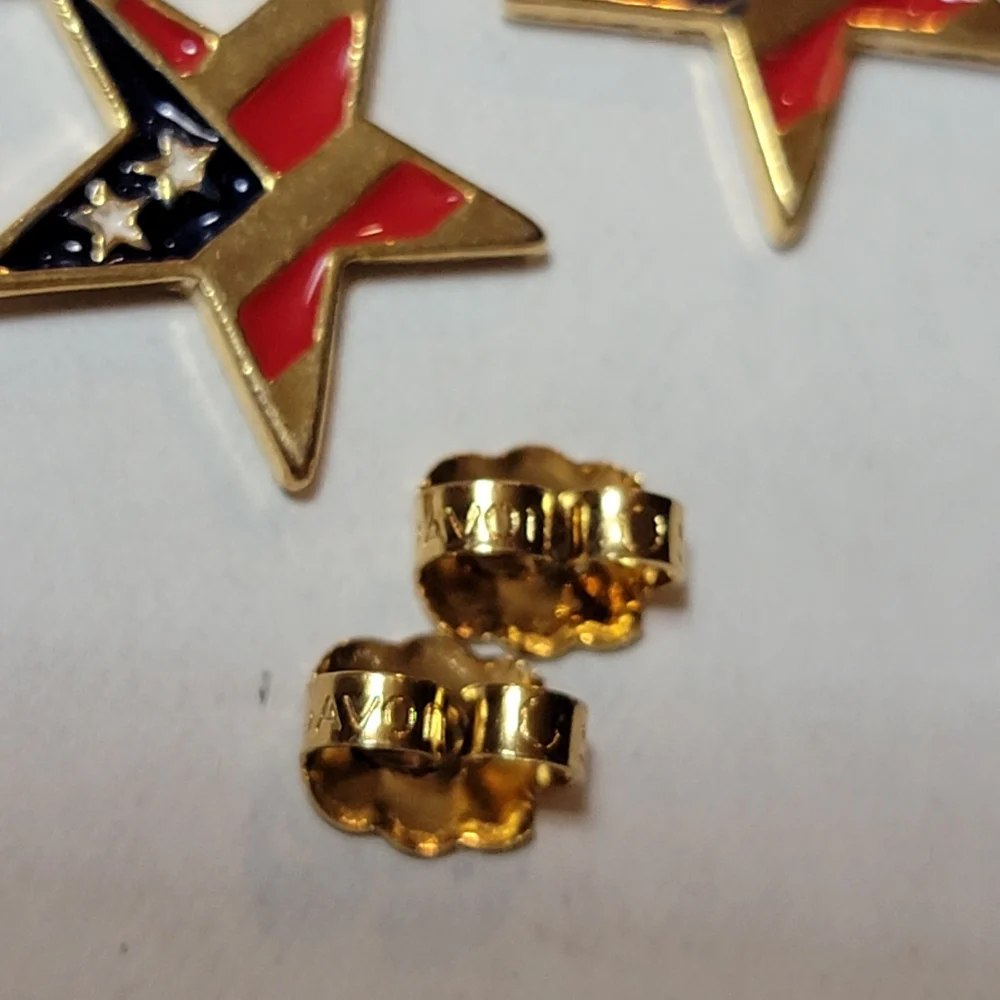 Avon Stars and Stripes American Flag Star Earrings USA Gold Tone Post Dangle